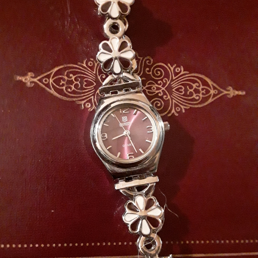 Purple & White Flower Watch